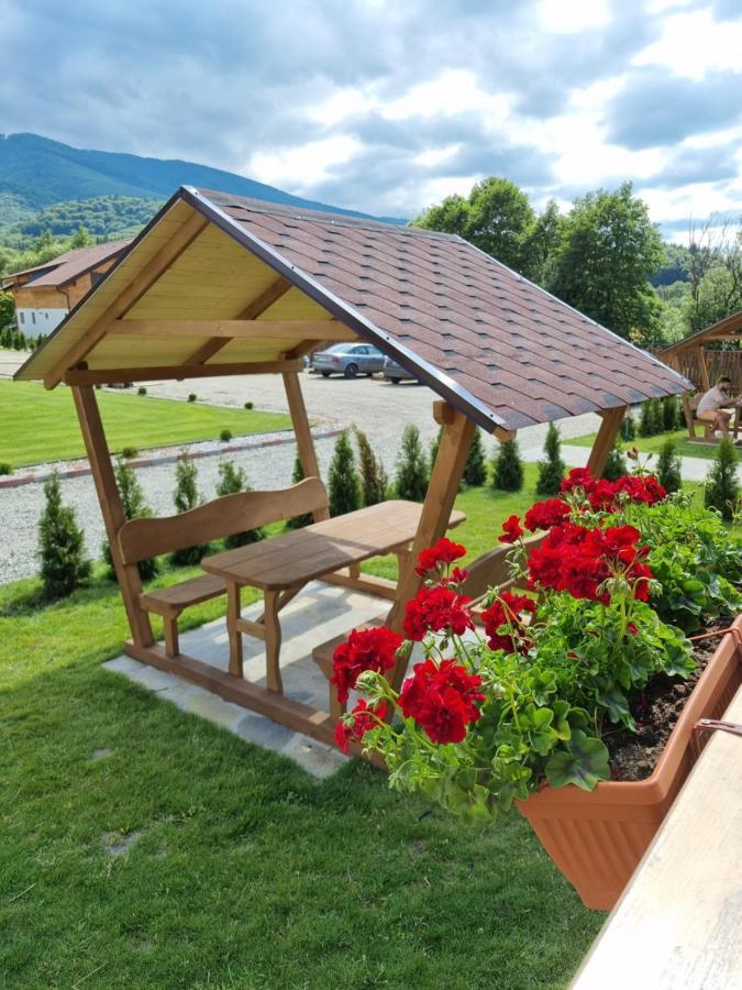 Hotel Doka Valea Sebesului A-Frame Exterior foto